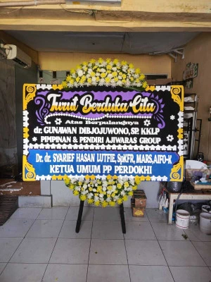 Papan Bunga di Gereja Gbi Mawar Sharon